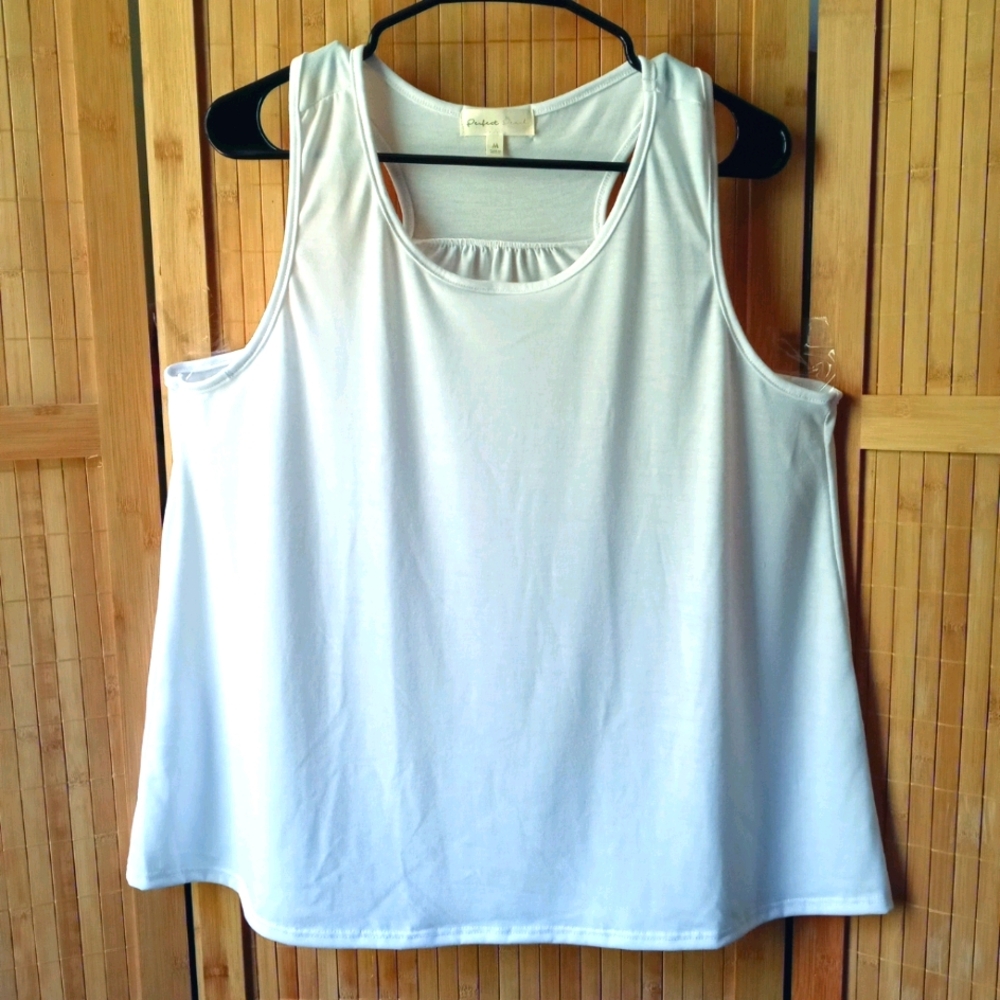 New white tank top